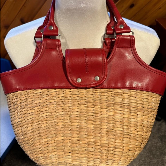 Sun and Sand Red and Tan women’s woven purse - Picture 3 of 7